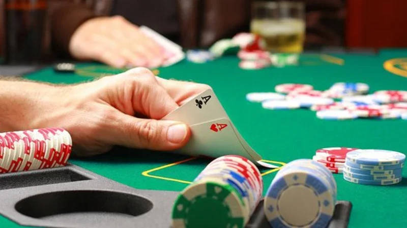 Bài Poker là gì?